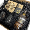 zestaw-prezentowy-whisky-baczewski-ze-szklankami1.jpg
